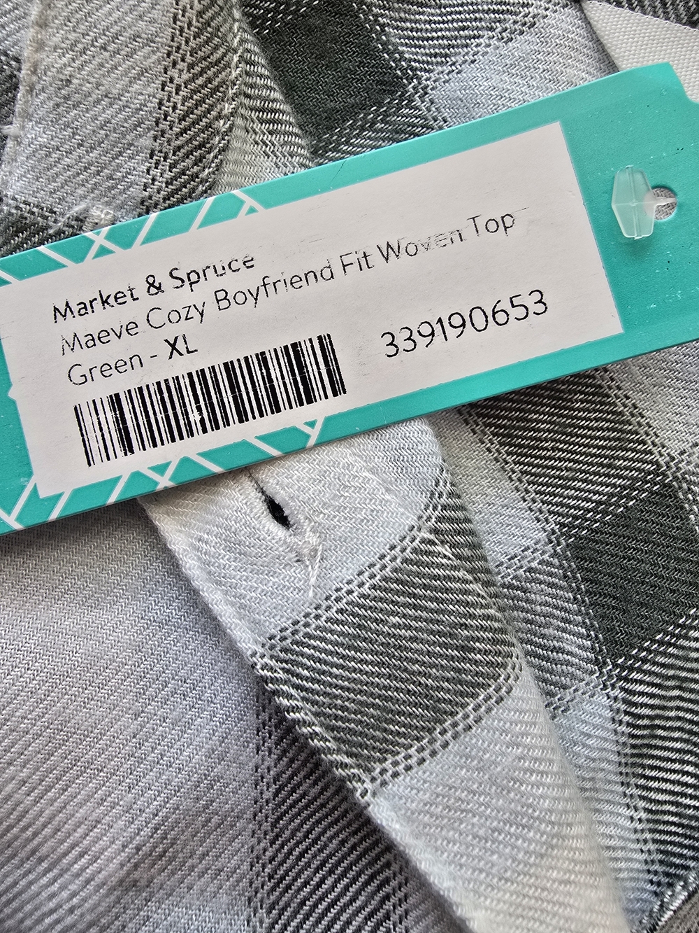 Green And White Button Down - Picture 4 of 7